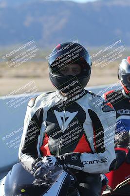 media/Dec-01-2025-Moto Forza (Mon) [[2daa91e15f]]/4-Around the Pits/